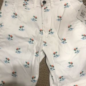 NEW !!! Men’s Board Shorts - classic fit .